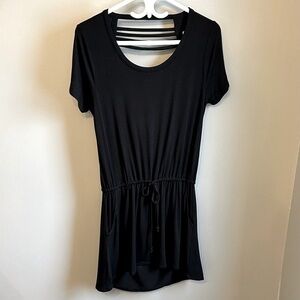Chaser Strappy Open Back Cowl Back T Shirt Dress with Tie Waist Womens Size M
